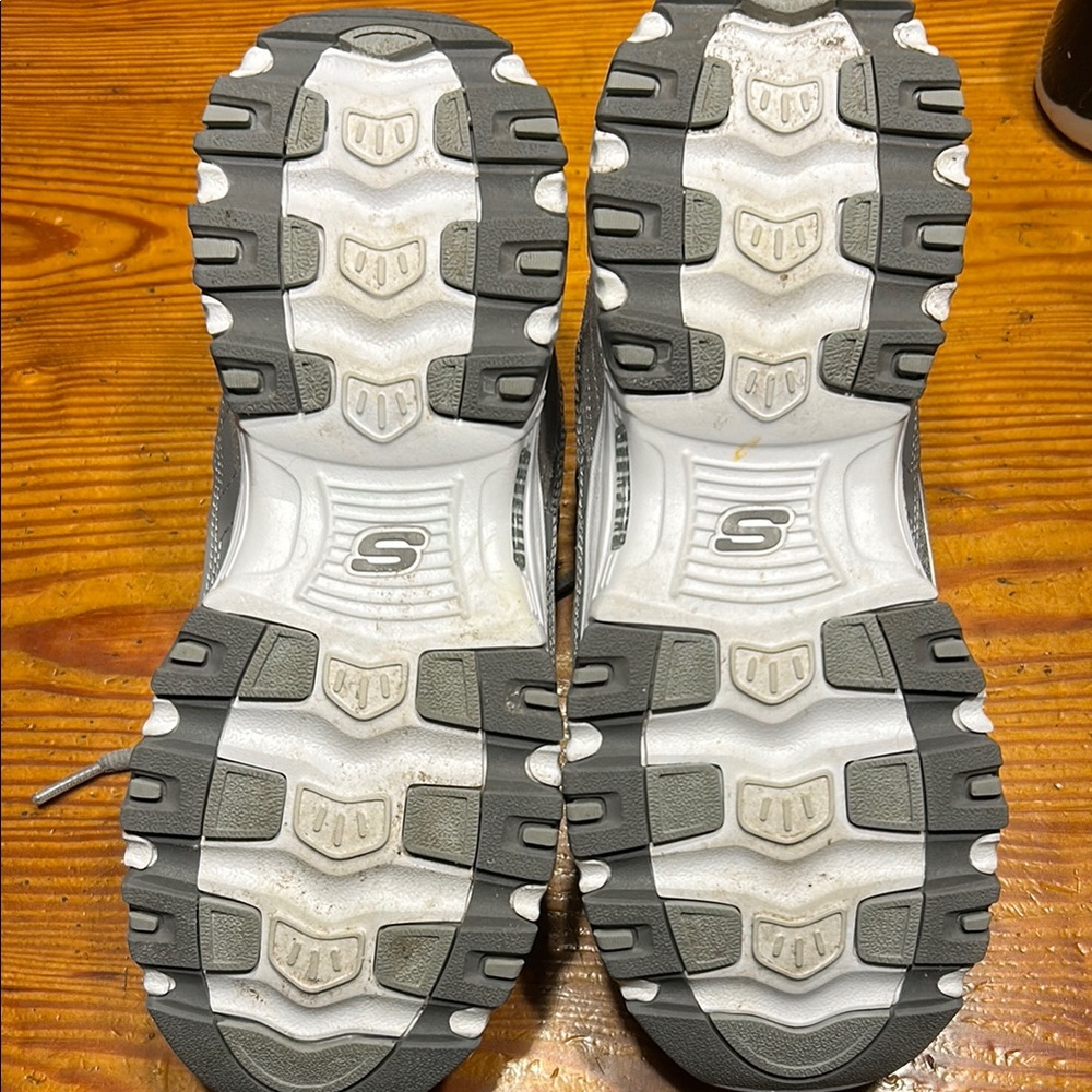Skechers Gray Sneakers - Picture 5 of 6